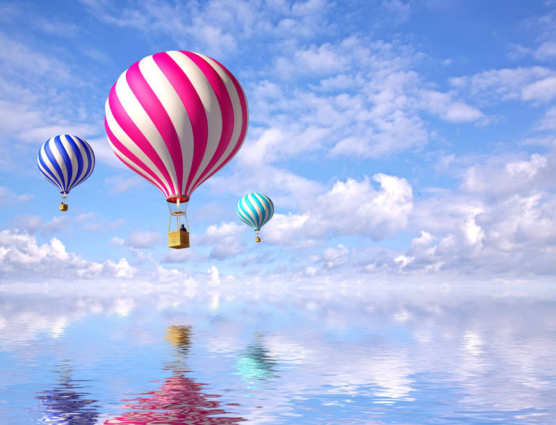 Фотообои под заказ Воздушные шары над морем